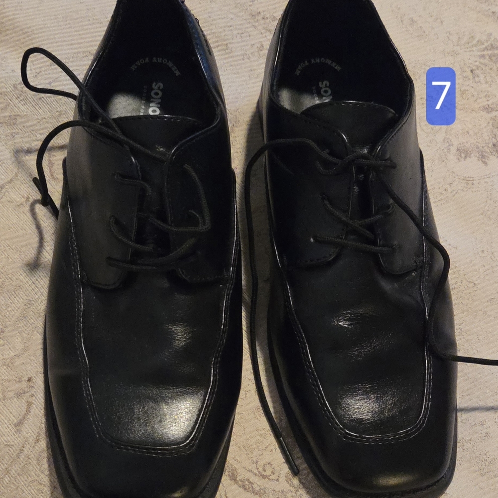 Sonoma Men's Sleek Black Derbys